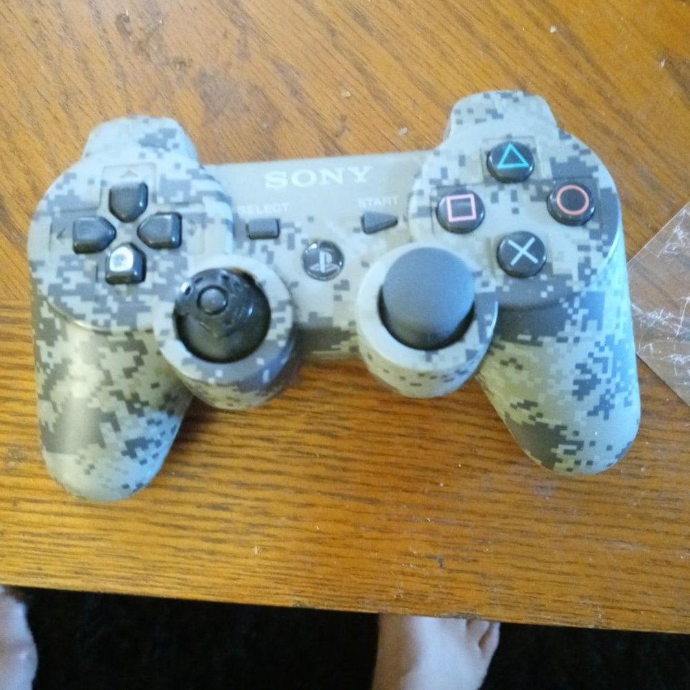 Dual shock playstation 3 urban cordless remote